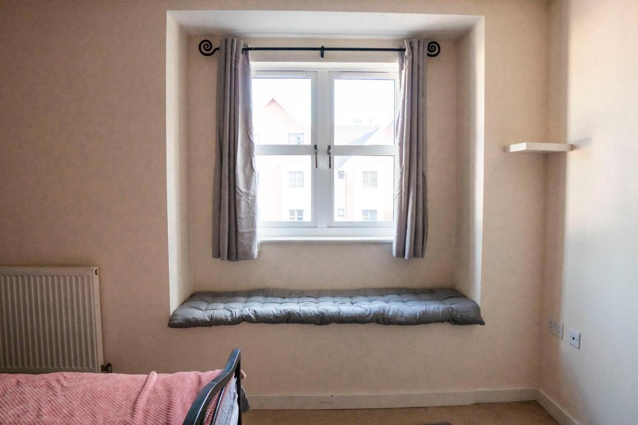 Spacious Two Bedrooms Apartment For Business And Holiday Portsmouth Dış mekan fotoğraf